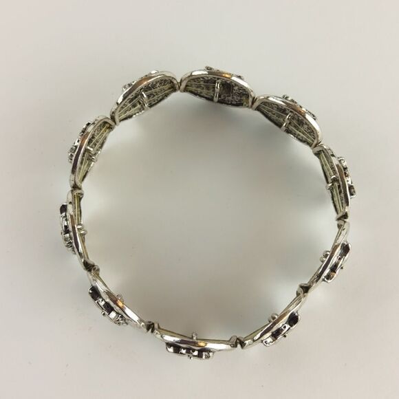 (3/$20) Silvertone elastic antiqued owl bracelet - Picture 4 of 7